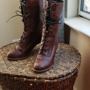 Lace-up boots